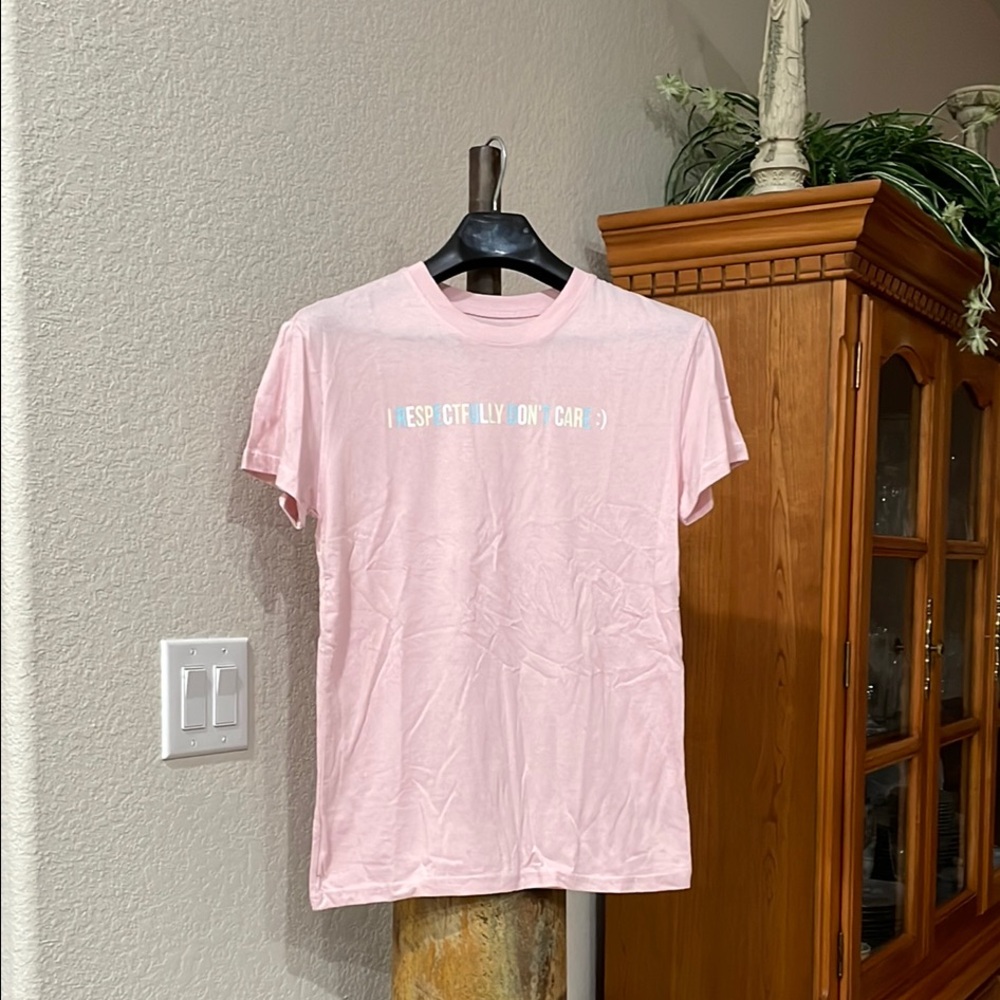 ISAAC MORRIS Vibrant Pink Short Sleeve graphic Tee “I Respectfully Don’t Care” S